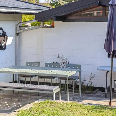 2 Bedroom In Farevejle