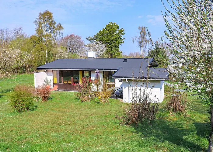 2 Bedroom In * Fårevejle