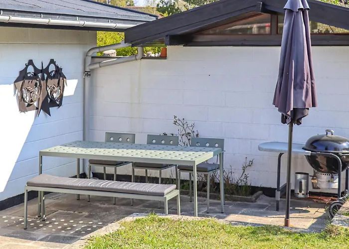 2 Bedroom In Fårevejle